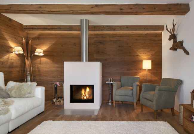 Chalet in Scuol - Bergchalet Flöna: Luxuriöses freistehendes 5 Zimmer-Chalet an der Pist mit Hotpot & Sauna Chalet in Scuol - Bergchalet Flöna: Luxuriöses freistehendes 5 Zimmer-Chalet an der Pist mit Hotpot & Sauna
