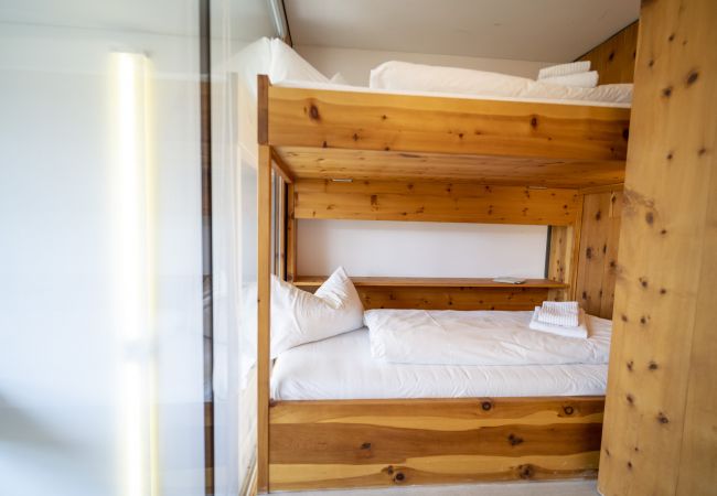 Ferienhaus in Scuol - Chasa 5: Modernes 4 ½-Zimmer Ferienhaus mit Panoramablick und Arvenduft Ferienhaus in Scuol - Chasa 5: Modernes 4 ½-Zimmer Ferienhaus mit Panoramablick und Arvenduft