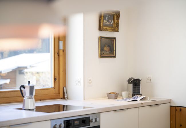 Ferienhaus in Scuol - Chasa 5: Modernes 4 ½-Zimmer Ferienhaus mit Panoramablick und Arvenduft Ferienhaus in Scuol - Chasa 5: Modernes 4 ½-Zimmer Ferienhaus mit Panoramablick und Arvenduft