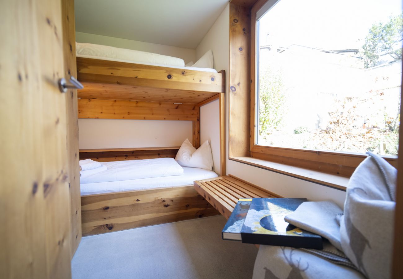 Ferienhaus in Scuol - CHASA 5: MODERNES 4 ½-ZIMMER FERIENHAUS MIT PANORAMABLICK UND ARVENDUFT