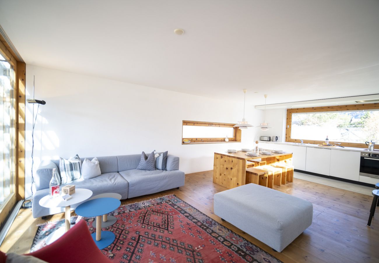 Ferienhaus in Scuol - CHASA 5: MODERNES 4 ½-ZIMMER FERIENHAUS MIT PANORAMABLICK UND ARVENDUFT