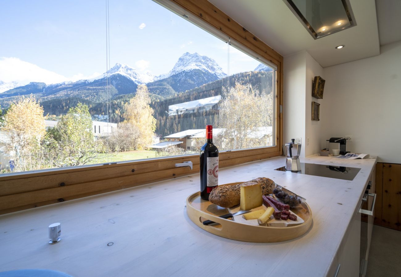 Ferienhaus in Scuol - CHASA 5: MODERNES 4 ½-ZIMMER FERIENHAUS MIT PANORAMABLICK UND ARVENDUFT