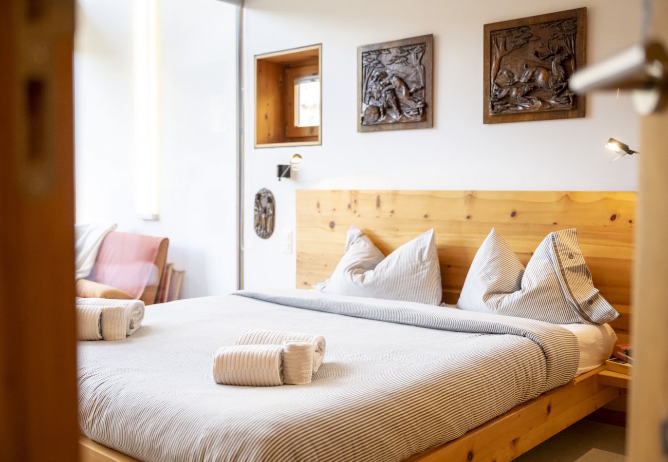 Ferienhaus in Scuol - CHASA 5: MODERNES 4 ½-ZIMMER FERIENHAUS MIT PANORAMABLICK UND ARVENDUFT