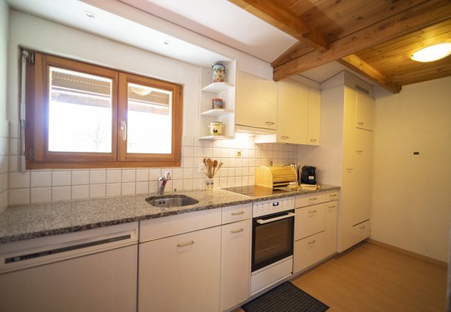 Chalet in Ramosch - Chasa Avant Porta: Freistehendes 4.5-Zimmer-Chalet mit Panoramasicht Chalet in Ramosch - Chasa Avant Porta: Freistehendes 4.5-Zimmer-Chalet mit Panoramasicht