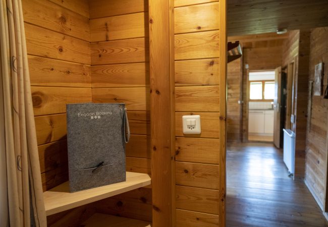 Chalet in Ramosch - Chasa Avant Porta: Freistehendes 4.5-Zimmer-Chalet mit Panoramasicht Chalet in Ramosch - Chasa Avant Porta: Freistehendes 4.5-Zimmer-Chalet mit Panoramasicht