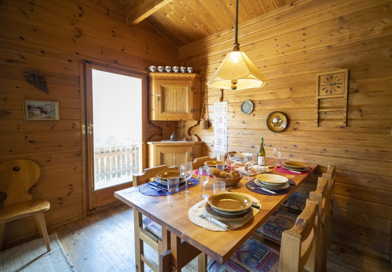 Chalet in Ramosch - CHASA AVANT PORTA: FREISTEHENDES 4.5-ZIMMER-CHALET MIT PANORAMASICHT