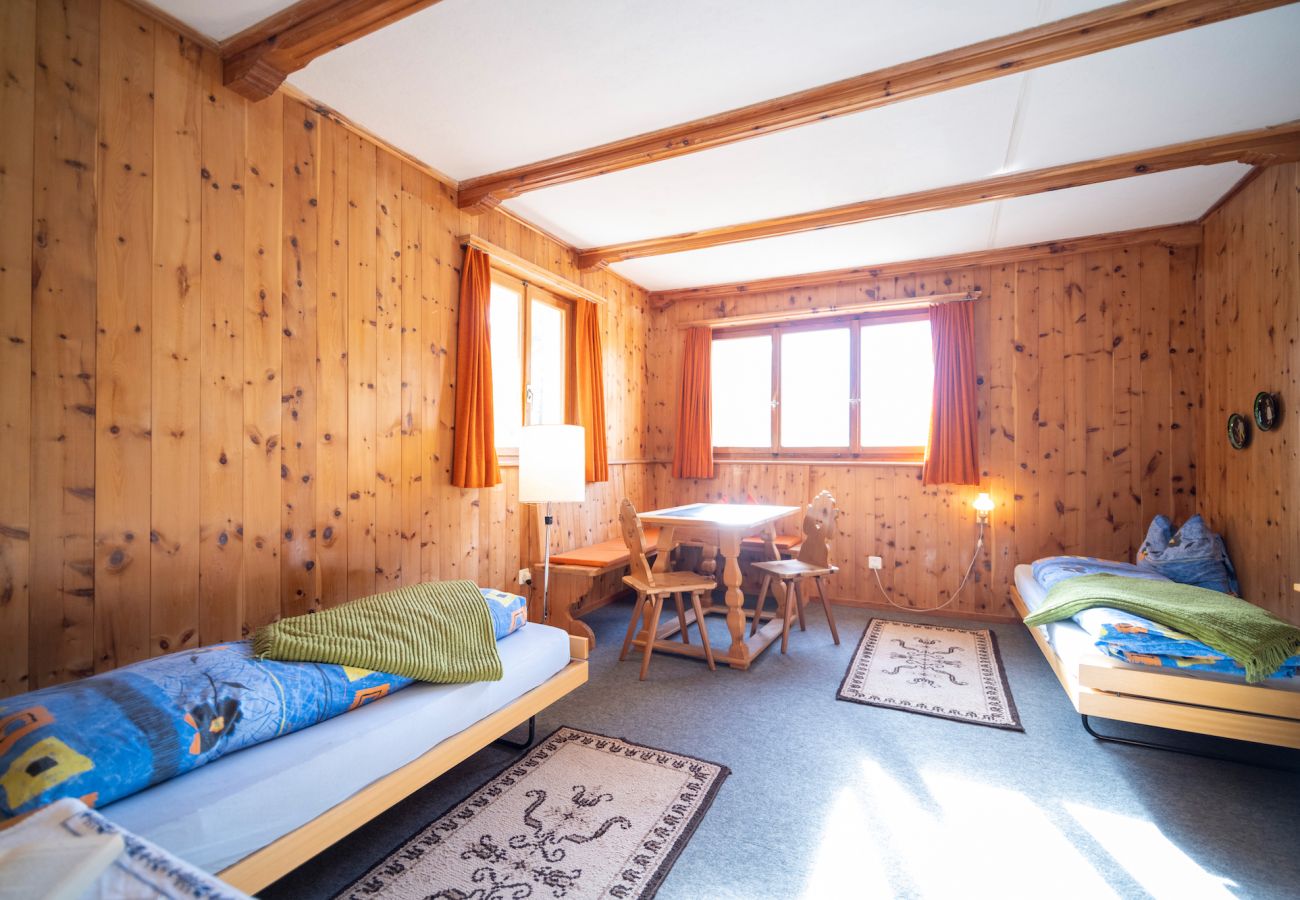 Chalet in Ramosch - CHASA AVANT PORTA: FREISTEHENDES 4.5-ZIMMER-CHALET MIT PANORAMASICHT