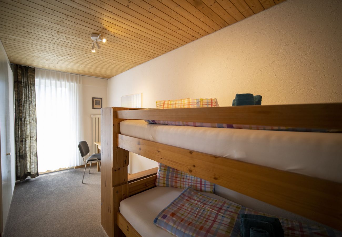 Ferienwohnung in Scuol - CHASA TRÜ NR. 18: GEMÜTLICH EINGERICHTETE 4.5-ZIMMERWOHNUNG IN DER FERIENSIEDLUNG TRÜ