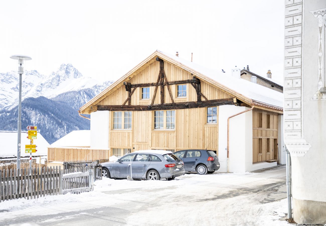 Ferienwohnung in Ftan - CHASA MUNTANELLA 4.5: WUNDERSCHÖNE 4.5-ZIMMER-DACHWOHNUNG, IN EINEM MODERN AUSGEBAUTEN ENGADINER HAUS