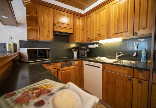 Ferienwohnung in Sent - Tanter Vias – Capricorn: Grosszügige 4.5-Zimmerwohung in Sent Ferienwohnung in Sent - Tanter Vias – Capricorn: Grosszügige 4.5-Zimmerwohung in Sent