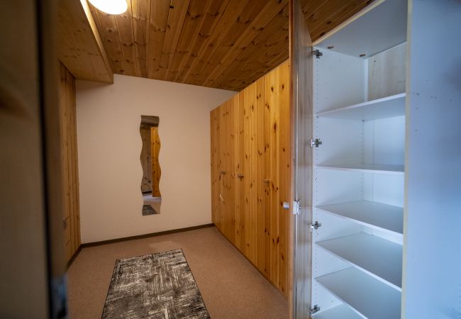 Ferienwohnung in Sent - Tanter Vias – Capricorn: Grosszügige 4.5-Zimmerwohung in Sent Ferienwohnung in Sent - Tanter Vias – Capricorn: Grosszügige 4.5-Zimmerwohung in Sent