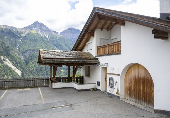 Ferienwohnung in Sent - Tanter Vias – Capricorn: Grosszügige 4.5-Zimmerwohung in Sent Ferienwohnung in Sent - Tanter Vias – Capricorn: Grosszügige 4.5-Zimmerwohung in Sent