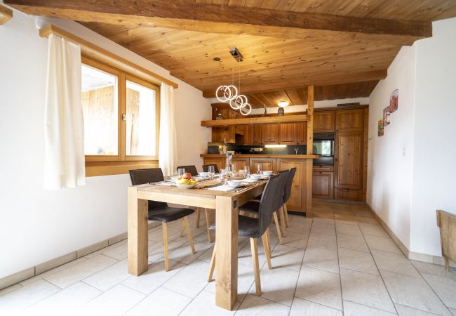 Ferienwohnung in Sent - Tanter Vias – Capricorn: Grosszügige 4.5-Zimmerwohung in Sent Ferienwohnung in Sent - Tanter Vias – Capricorn: Grosszügige 4.5-Zimmerwohung in Sent