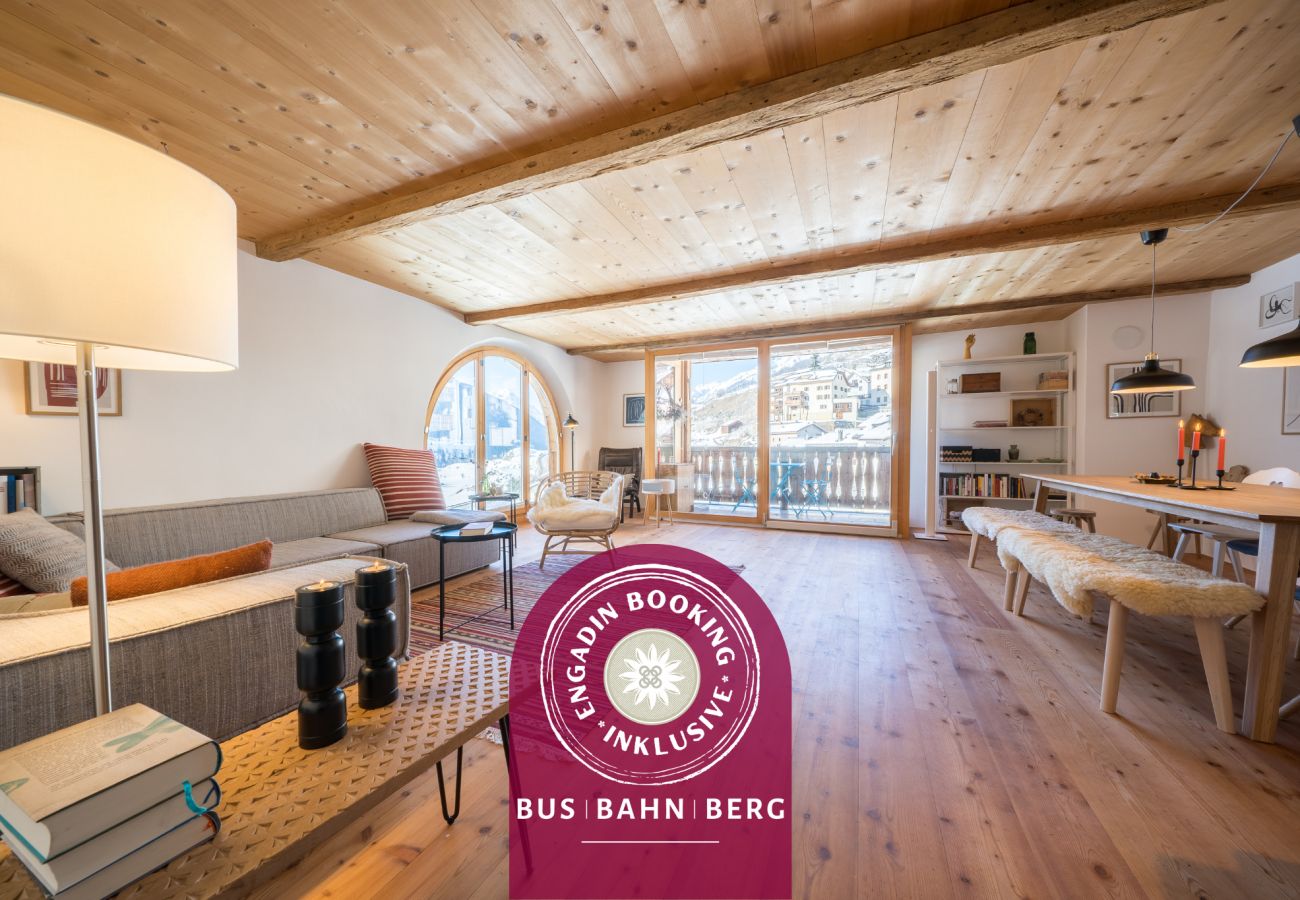Ferienwohnung in Ardez - Chasa Pro La Tuor: Renovierte Exklusive 4.5-Zimmerwohnung in einem Engadiner Haus am historischen Wohnturm aus dem 13. Jhd.