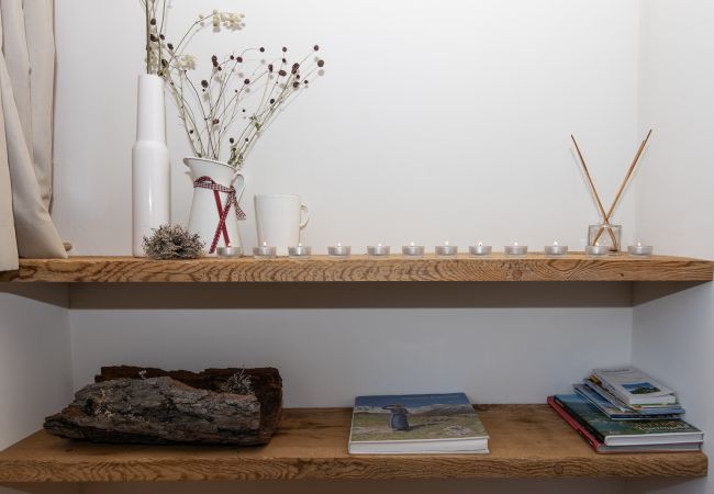Ferienwohnung in Scuol - Chasa Vi: renovierte 4.5-Zimmerwohnung mitten im Zentrum von Scuol Ferienwohnung in Scuol - Chasa Vi: renovierte 4.5-Zimmerwohnung mitten im Zentrum von Scuol
