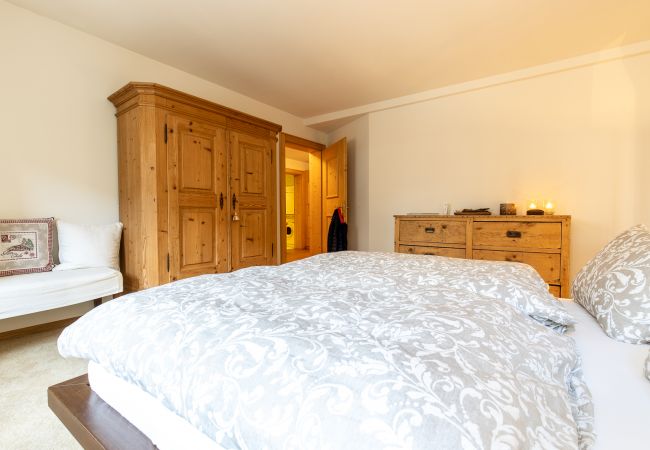 Ferienwohnung in Scuol - Chasa Vi: renovierte 4.5-Zimmerwohnung mitten im Zentrum von Scuol Ferienwohnung in Scuol - Chasa Vi: renovierte 4.5-Zimmerwohnung mitten im Zentrum von Scuol
