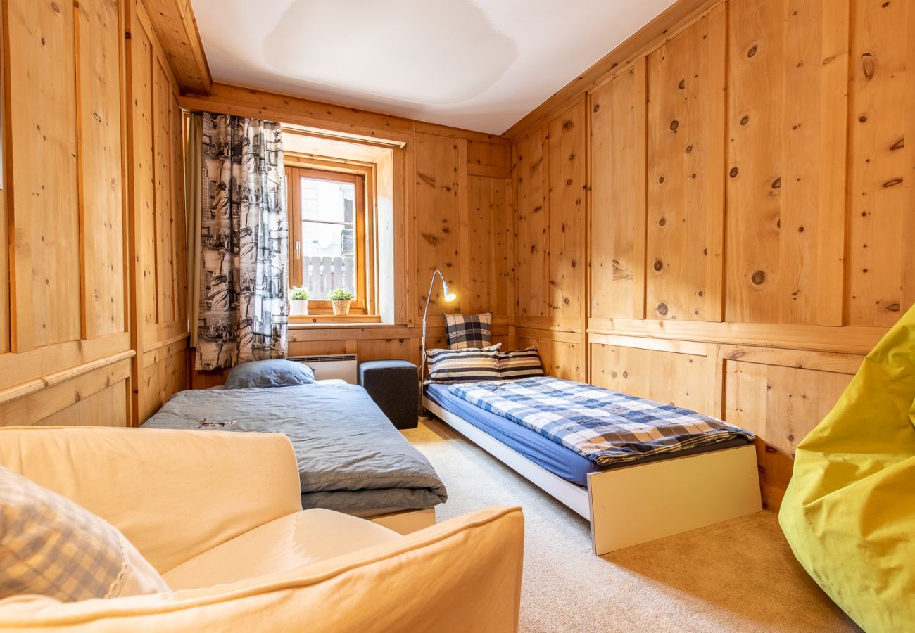 Ferienwohnung in Scuol - Chasa Vi: renovierte 4.5-Zimmerwohnung mitten im Zentrum von Scuol