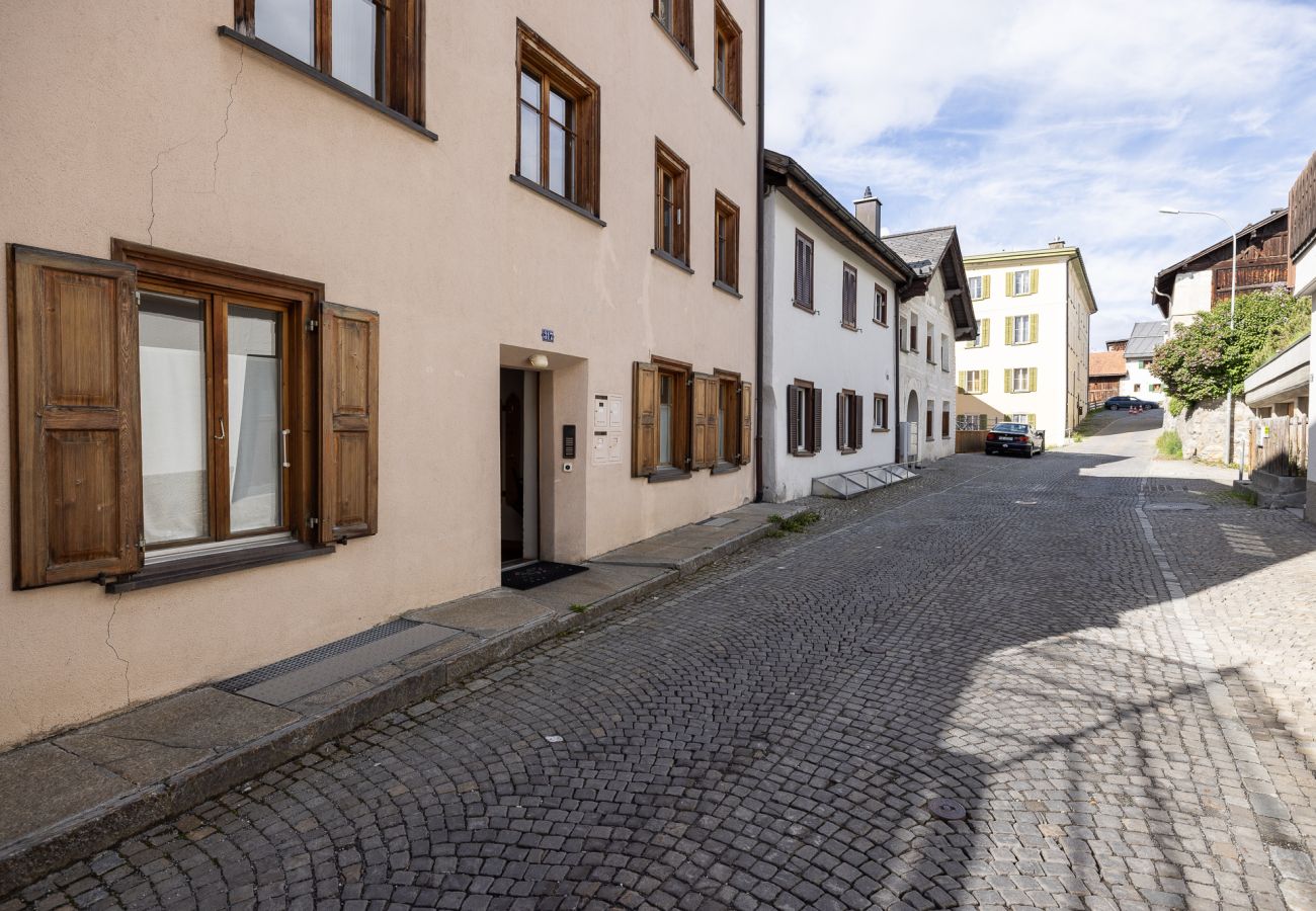 Ferienwohnung in Scuol - Chasa Vi: renovierte 4.5-Zimmerwohnung mitten im Zentrum von Scuol