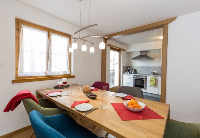 Ferienwohnung in Scuol - Chasa Praem: Renovierte 4.5 Zimmer Ferienwohnung in Scuol sot Ferienwohnung in Scuol - Chasa Praem: Renovierte 4.5 Zimmer Ferienwohnung in Scuol sot