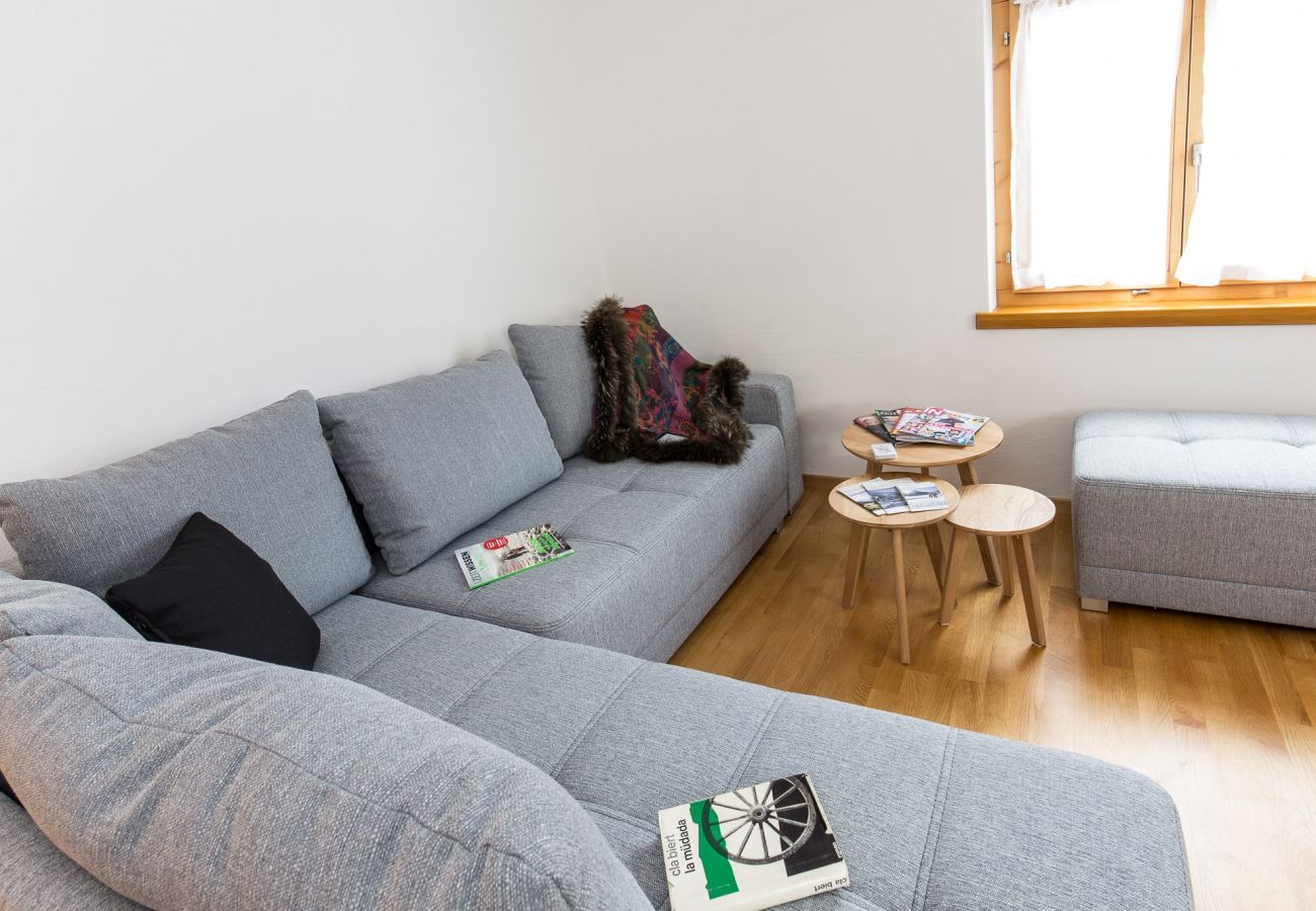 Ferienwohnung in Scuol - CHASA PRAEM: RENOVIERTE 4,5 ZIMMER FERIENWOHNUNG