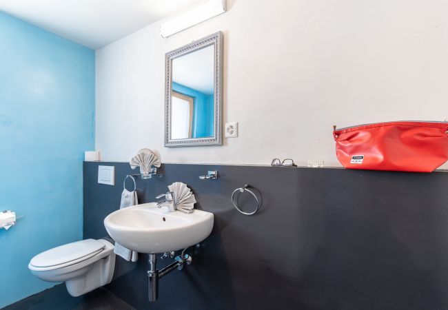 Ferienwohnung in Ardez - Chasa Sampuoir: Hüttenfeeling und modern in der 4.5-Zimmer-Maisonette-Wohnung Ferienwohnung in Ardez - Chasa Sampuoir: Hüttenfeeling und modern in der 4.5-Zimmer-Maisonette-Wohnung