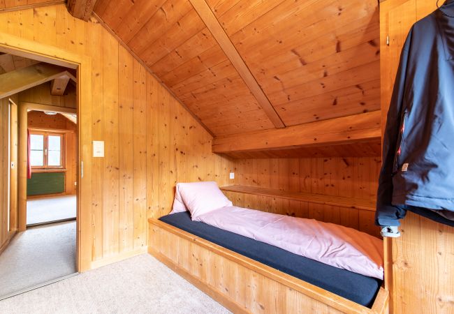 Ferienwohnung in Ardez - Chasa Sampuoir: Hüttenfeeling und modern in der 4.5-Zimmer-Maisonette-Wohnung Ferienwohnung in Ardez - Chasa Sampuoir: Hüttenfeeling und modern in der 4.5-Zimmer-Maisonette-Wohnung