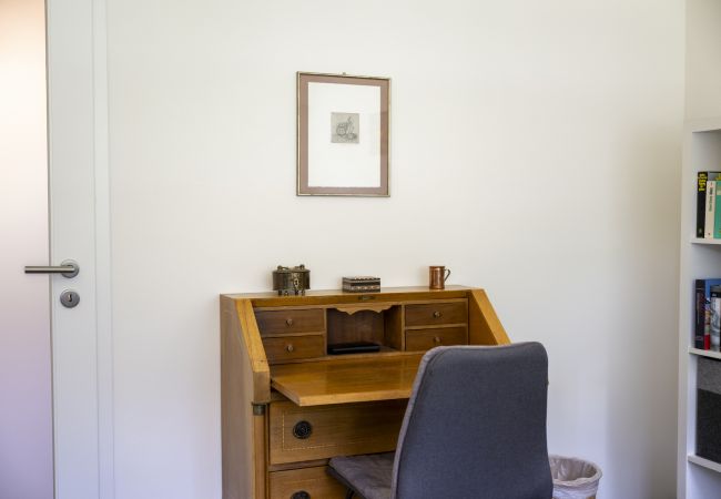 Ferienwohnung in Scuol - Brentschpark Nr. 33: Charmant renovierte 2.5-Zimmerwohnung im ruhig gelegenem Brentschpark Ferienwohnung in Scuol - Brentschpark Nr. 33: Charmant renovierte 2.5-Zimmerwohnung im ruhig gelegenem Brentschpark