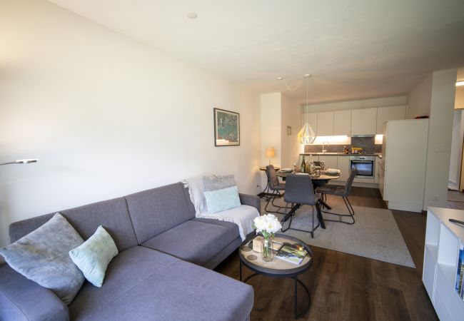 Ferienwohnung in Scuol - Brentschpark Nr. 33: Charmant renovierte 2.5-Zimmerwohnung im ruhig gelegenem Brentschpark Ferienwohnung in Scuol - Brentschpark Nr. 33: Charmant renovierte 2.5-Zimmerwohnung im ruhig gelegenem Brentschpark