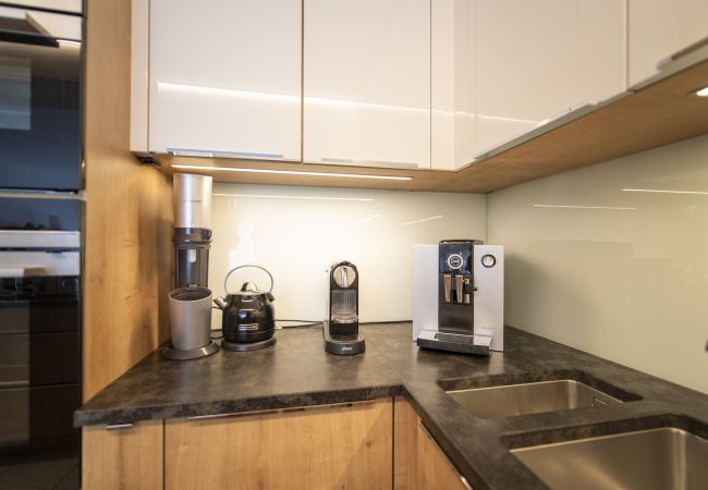 Ferienwohnung in Scuol - Chasa Emerita: Moderne 3 1/2-Zimmer Terrassenwohnung mit Panoramablick Ferienwohnung in Scuol - Chasa Emerita: Moderne 3 1/2-Zimmer Terrassenwohnung mit Panoramablick
