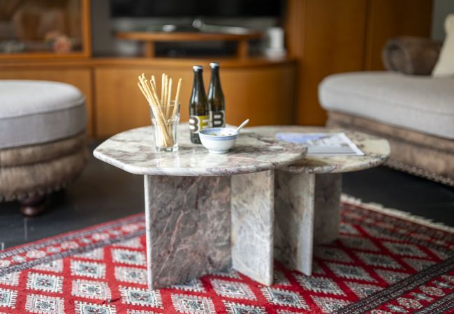 Ferienwohnung in Scuol - Chasa Emerita: Moderne 3 1/2-Zimmer Terrassenwohnung mit Panoramablick Ferienwohnung in Scuol - Chasa Emerita: Moderne 3 1/2-Zimmer Terrassenwohnung mit Panoramablick