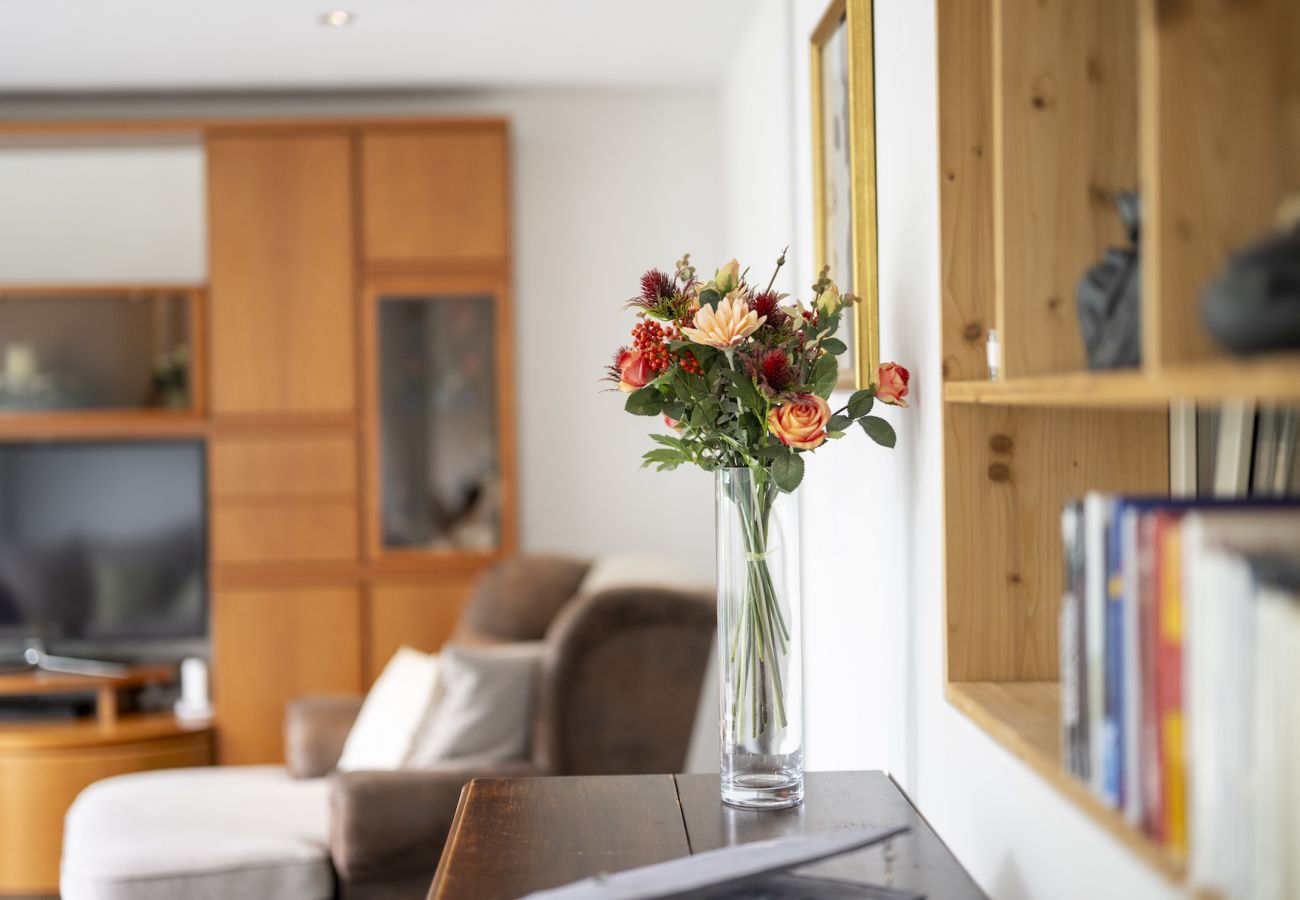 Ferienwohnung in Scuol - Chasa Emerita: Moderne 3 1/2-Zimmer Terrassenwohnung mit Panoramablick