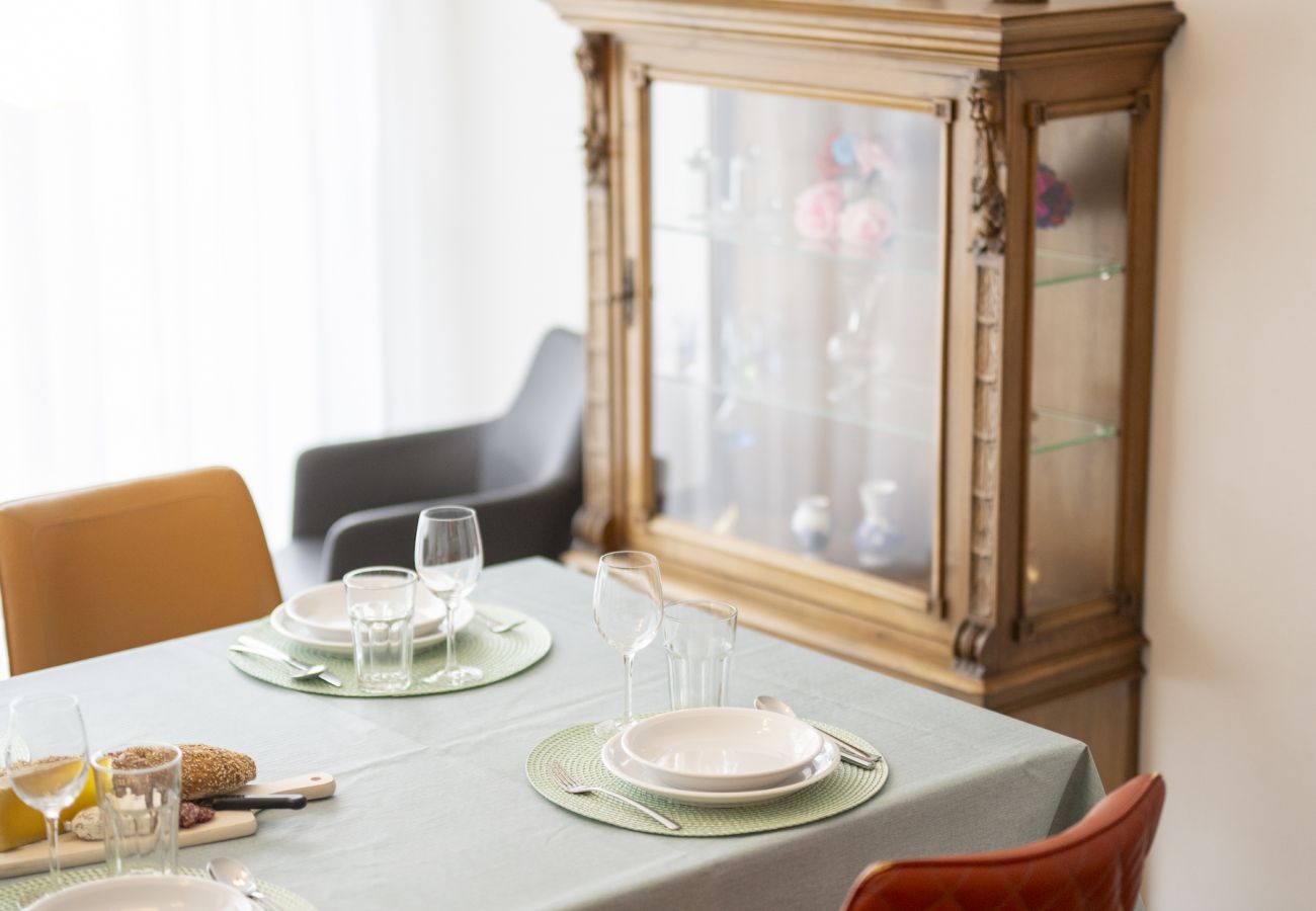 Ferienwohnung in Scuol - Chasa Emerita: Moderne 3 1/2-Zimmer Terrassenwohnung mit Panoramablick