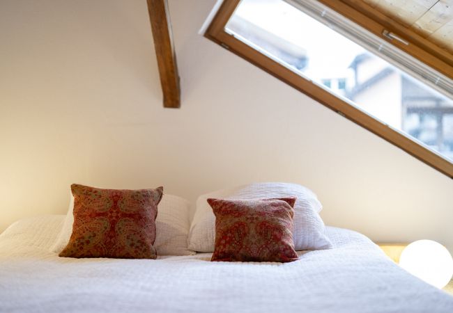 Ferienwohnung in Sent - Chasa Scaletta: Grosse Maisonettewohnung mit viel Charme mitten in Sent Ferienwohnung in Sent - Chasa Scaletta: Grosse Maisonettewohnung mit viel Charme mitten in Sent