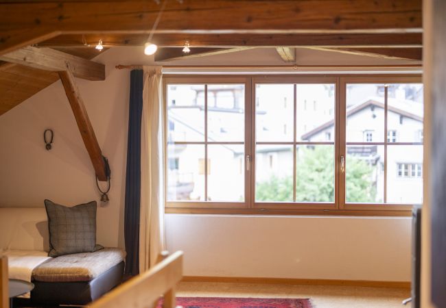 Ferienwohnung in Sent - Chasa Scaletta: Grosse Maisonettewohnung mit viel Charme mitten in Sent Ferienwohnung in Sent - Chasa Scaletta: Grosse Maisonettewohnung mit viel Charme mitten in Sent