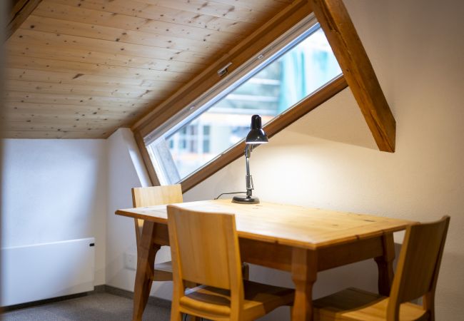 Ferienwohnung in Sent - Chasa Scaletta: Grosse Maisonettewohnung mit viel Charme mitten in Sent Ferienwohnung in Sent - Chasa Scaletta: Grosse Maisonettewohnung mit viel Charme mitten in Sent