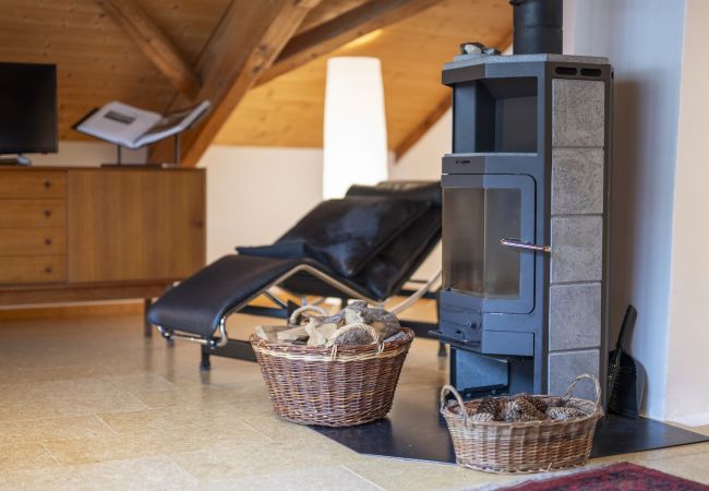 Ferienwohnung in Sent - Chasa Scaletta: Grosse Maisonettewohnung mit viel Charme mitten in Sent Ferienwohnung in Sent - Chasa Scaletta: Grosse Maisonettewohnung mit viel Charme mitten in Sent