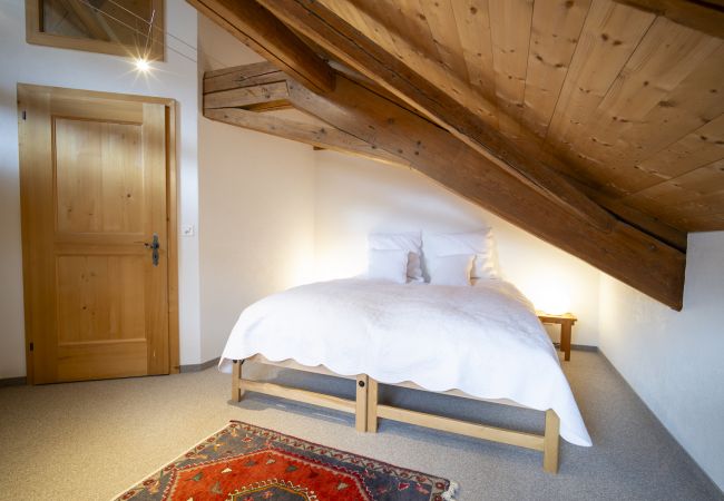 Ferienwohnung in Sent - Chasa Scaletta: Grosse Maisonettewohnung mit viel Charme mitten in Sent Ferienwohnung in Sent - Chasa Scaletta: Grosse Maisonettewohnung mit viel Charme mitten in Sent