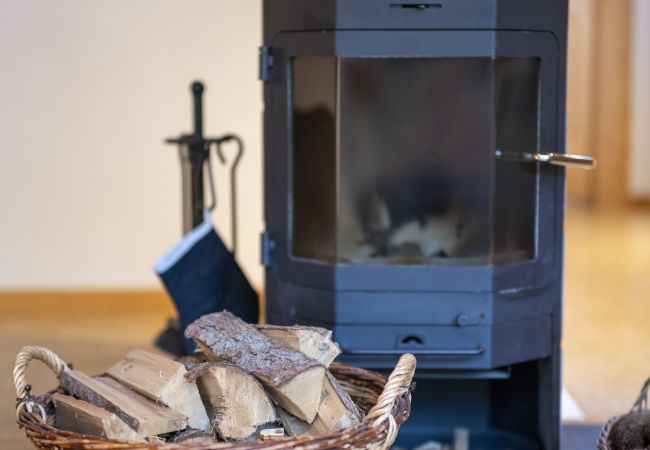 Ferienwohnung in Sent - Chasa Scaletta: Grosse Maisonettewohnung mit viel Charme mitten in Sent Ferienwohnung in Sent - Chasa Scaletta: Grosse Maisonettewohnung mit viel Charme mitten in Sent