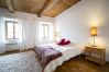 Ferienwohnung in Sent - Chasa Scaletta: Grosse Maisonettewohnung mit viel Charme mitten in Sent Ferienwohnung in Sent - Chasa Scaletta: Grosse Maisonettewohnung mit viel Charme mitten in Sent