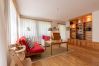 Ferienwohnung in Scuol - Chasa Val 735: Ruhige 3 ½-Zimmerwohnung mit Terrasse und Aussicht auf den Nationalpark Ferienwohnung in Scuol - Chasa Val 735: Ruhige 3 ½-Zimmerwohnung mit Terrasse und Aussicht auf den Nationalpark