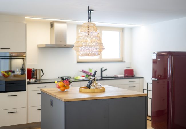 Ferienwohnung in Scuol - Chasa Punt: Aussergewöhnliche 5 ½-Zimmerwohnung im historischen Dorfkern Ferienwohnung in Scuol - Chasa Punt: Aussergewöhnliche 5 ½-Zimmerwohnung im historischen Dorfkern