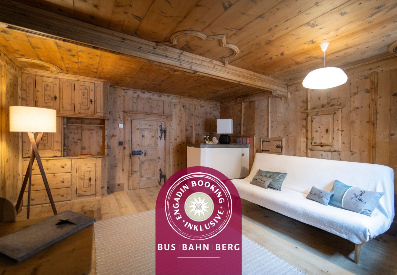 Ferienwohnung in Scuol - Chasa Punt: Aussergewöhnliche 5 ½-Zimmerwohnung im historischen Dorfkern