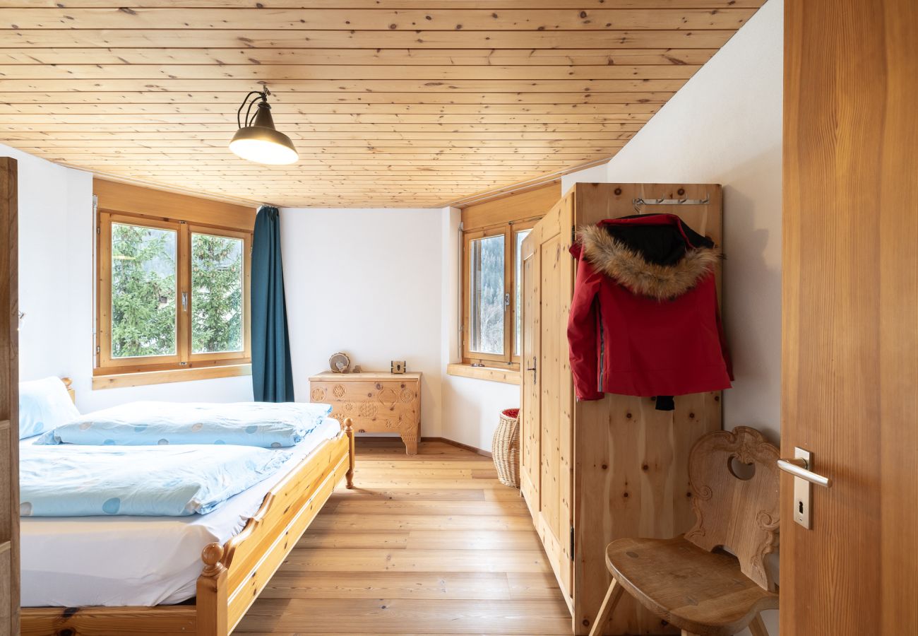 Ferienwohnung in Scuol - CHASA KÜMIN - Ideal gelegene, gemütliche 2.5 Zimmerwohnung mit Aussicht im östlichen Dorfteil von Scuol