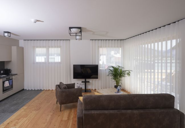 Ferienwohnung in Müstair - Chasa Helvetia Duai: Neu gebaute 3,5 Zimmer Ferienwohnung mit exklusivem Hotelservice Ferienwohnung in Müstair - Chasa Helvetia Duai: Neu gebaute 3,5 Zimmer Ferienwohnung mit exklusivem Hotelservice