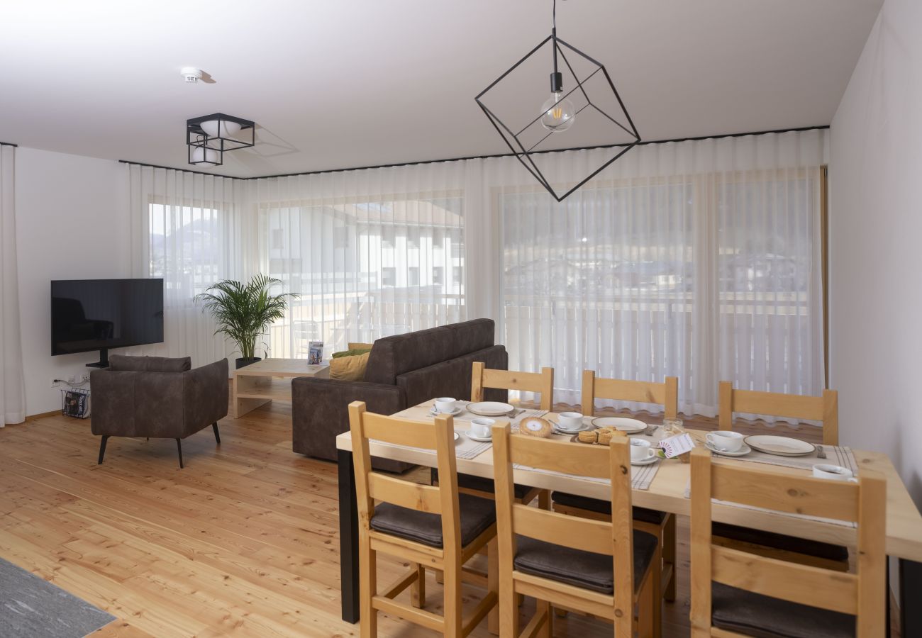 Ferienwohnung in Müstair - CHASA HELVETIA DUAI: ENTSPANNEN UND GENIESSEN IN DER NEU GEBAUTEN 3,5-ZIMMER-FERIENWOHNUNG MIT EXKLUSIVEM HOTELSERVICE IM BIOSPÄHRENRESERVAT VAL MÜSTAIR 