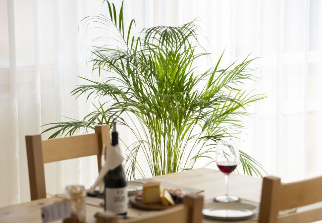 Ferienwohnung in Müstair - Chasa Helvetia Trai: Neu gebaute 3,5 Zimmer Ferienwohnung mit exklusivem Hotelservice Ferienwohnung in Müstair - Chasa Helvetia Trai: Neu gebaute 3,5 Zimmer Ferienwohnung mit exklusivem Hotelservice