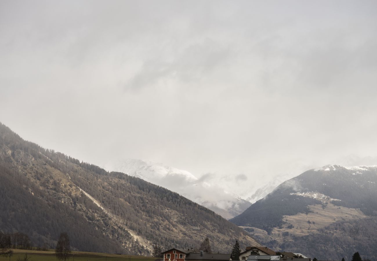 Ferienwohnung in Müstair - Chasa Helvetia Trai: Neu gebaute 3,5 Zimmer Ferienwohnung mit exklusivem Hotelservice