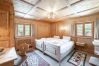 Ferienwohnung in Tarasp - Suot Chastè Tarasp - Authentisches Engadiner Haus mit 6.5-Zimmer am Fusse des Schloss Tarasp Ferienwohnung in Tarasp - Suot Chastè Tarasp - Authentisches Engadiner Haus mit 6.5-Zimmer am Fusse des Schloss Tarasp