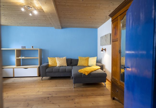 Ferienhaus in Scuol - San Geer Sains: Charmantes 5.5-Zimmer-Haus im alten Dorfteil von Scuol Ferienhaus in Scuol - San Geer Sains: Charmantes 5.5-Zimmer-Haus im alten Dorfteil von Scuol