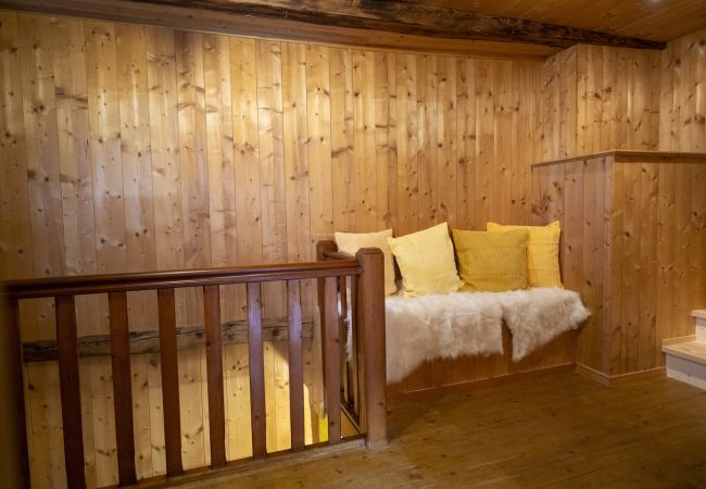 Ferienhaus in Scuol - San Geer Sains: Charmantes 5.5-Zimmer-Haus im alten Dorfteil von Scuol Ferienhaus in Scuol - San Geer Sains: Charmantes 5.5-Zimmer-Haus im alten Dorfteil von Scuol